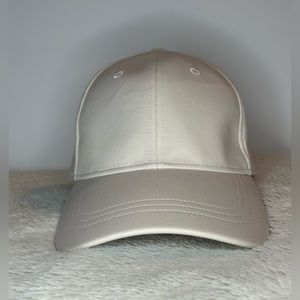 Lululemon ballet hat  OS